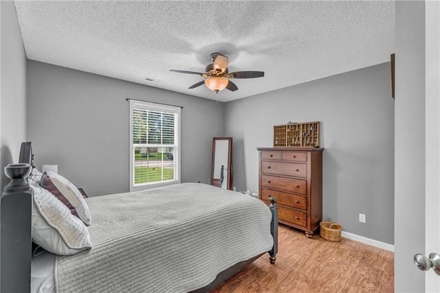 1010 Home Circle, Lawrence, KS 66046
