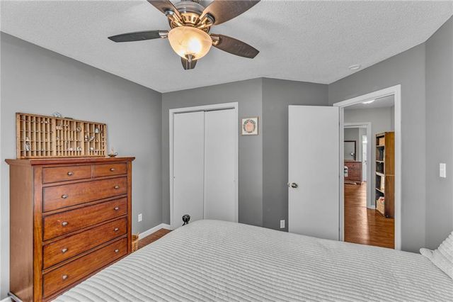 1010 Home Circle, Lawrence, KS 66046
