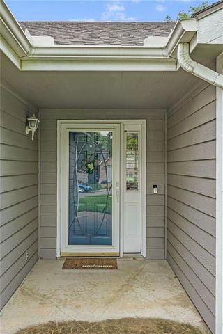 1010 Home Circle, Lawrence, KS 66046