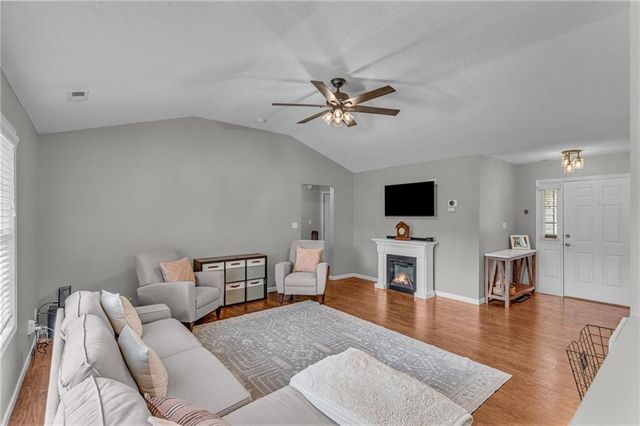 1010 Home Circle, Lawrence, KS 66046