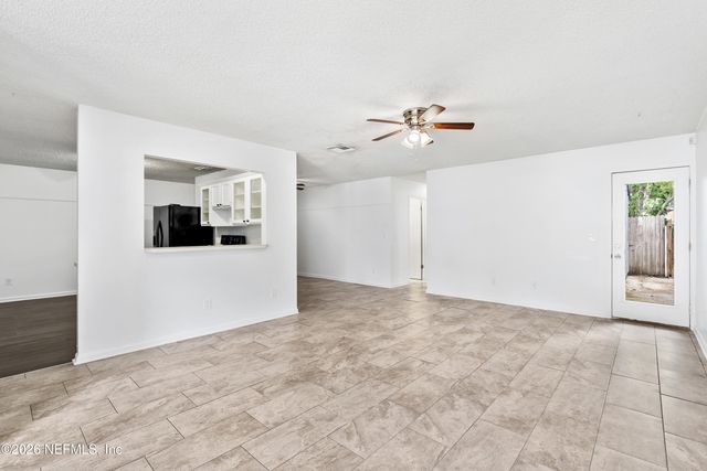 4023 STILLWOOD Drive, Jacksonville, FL 32257