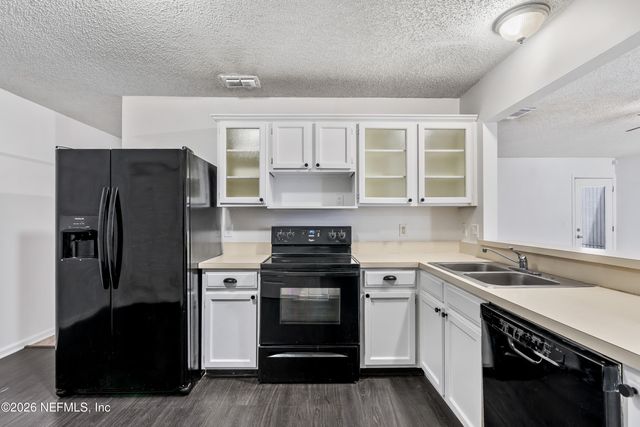 4023 STILLWOOD Drive, Jacksonville, FL 32257