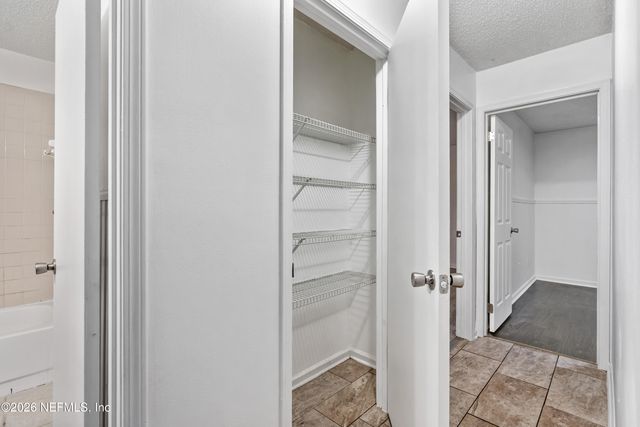 4023 STILLWOOD Drive, Jacksonville, FL 32257