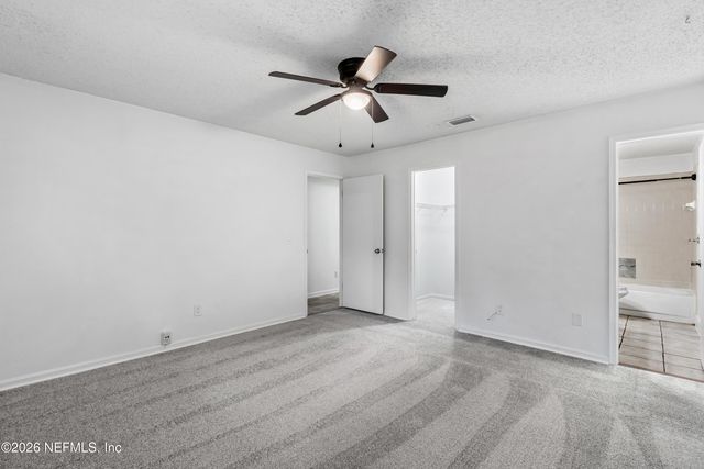 4023 STILLWOOD Drive, Jacksonville, FL 32257
