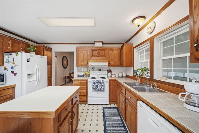 448 Raisin River Drive, Adrian, MI 49221