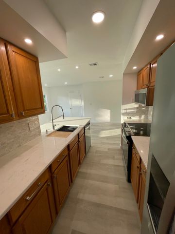 808 SE Degan Drive, Port St. Lucie, Port St Lucie, FL 34983