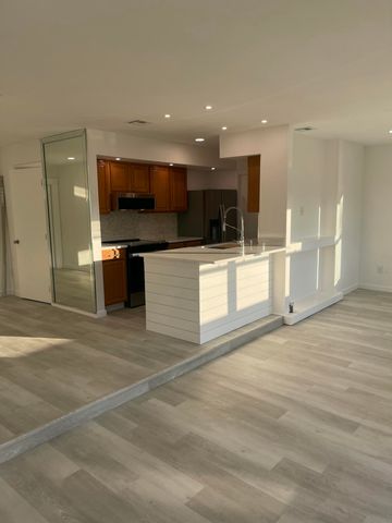 808 SE Degan Drive, Port St. Lucie, Port St Lucie, FL 34983