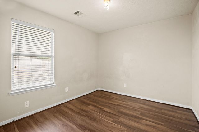 5247 Panay Park Drive, Houston, TX 77048