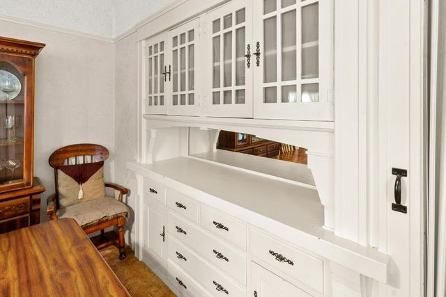 1037 W Magnolia St, Stockton, CA 95203