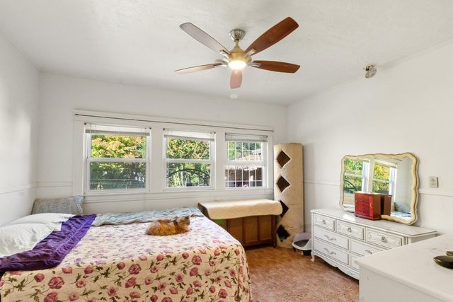 1037 W Magnolia St, Stockton, CA 95203