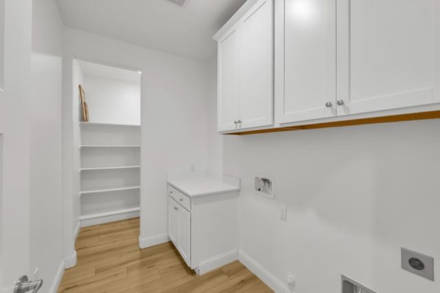 7513 Blue Bell Cir, Sacramento, CA 95829