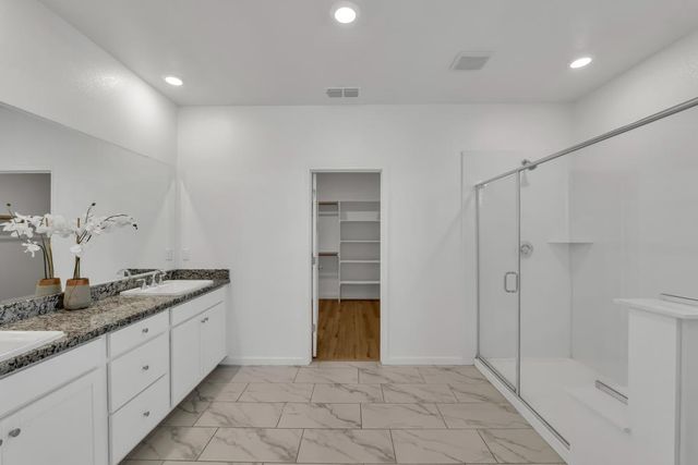 7513 Blue Bell Cir, Sacramento, CA 95829