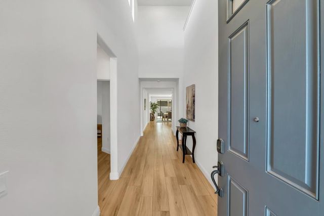 7513 Blue Bell Cir, Sacramento, CA 95829