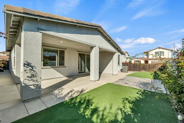 7513 Blue Bell Cir, Sacramento, CA 95829