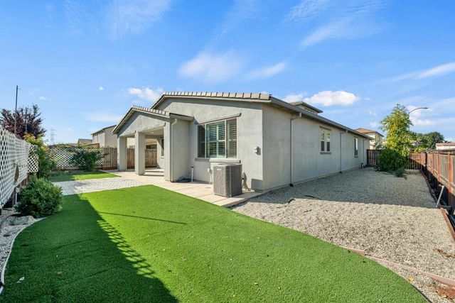 7513 Blue Bell Cir, Sacramento, CA 95829