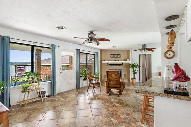 406 Kickapoo Drive, Livingston, TX 77351