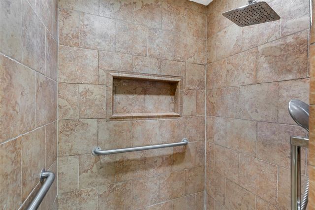 406 Kickapoo Drive, Livingston, TX 77351