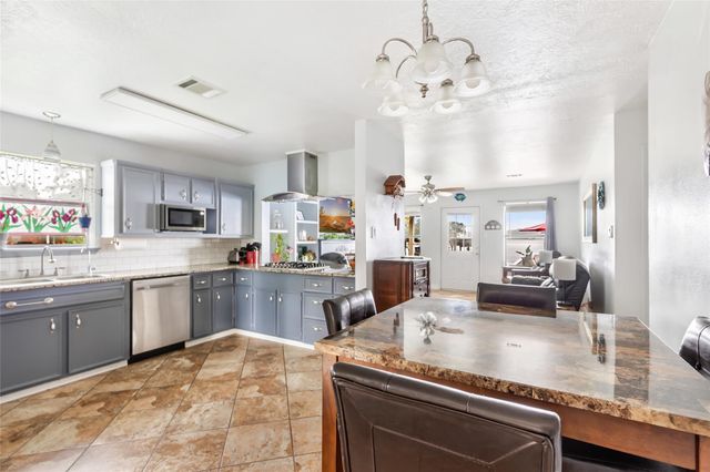 406 Kickapoo Drive, Livingston, TX 77351