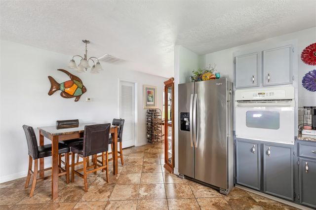 406 Kickapoo Drive, Livingston, TX 77351