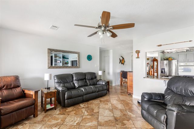 406 Kickapoo Drive, Livingston, TX 77351