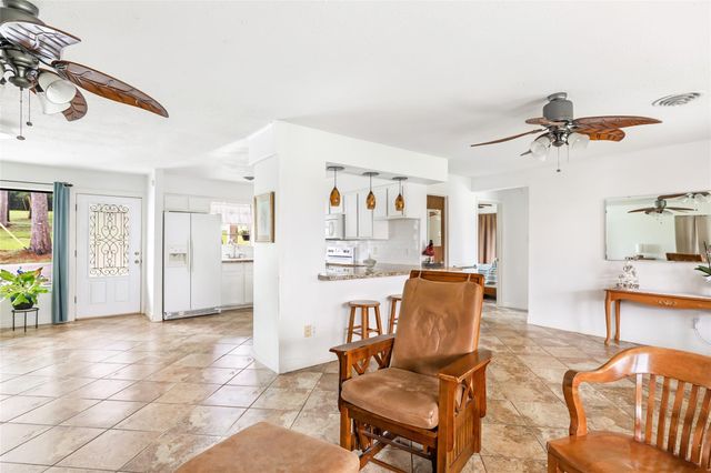 406 Kickapoo Drive, Livingston, TX 77351