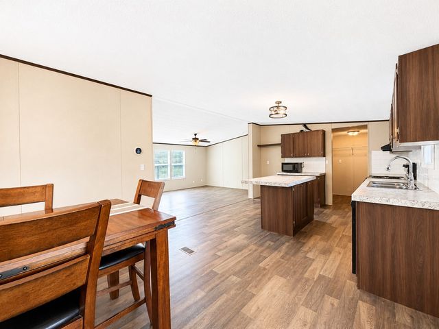 112 Buffalo Gap Drive, Bridgeport, TX 76426