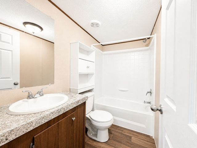 112 Buffalo Gap Drive, Bridgeport, TX 76426