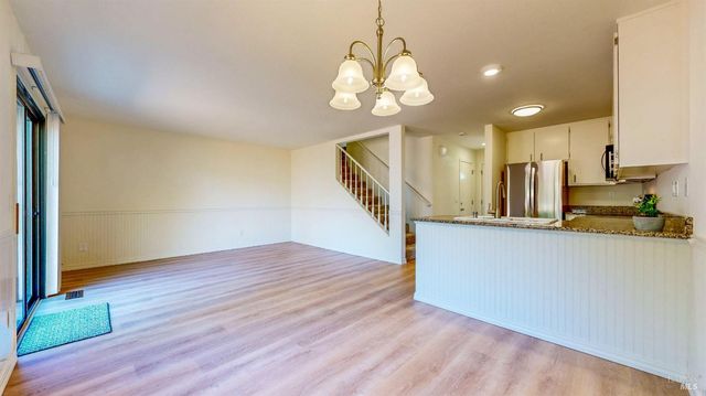 158 N Dutton Ave, Santa Rosa, CA 95401