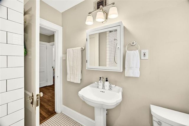 1310 Winburn Drive, East Point, GA 30344