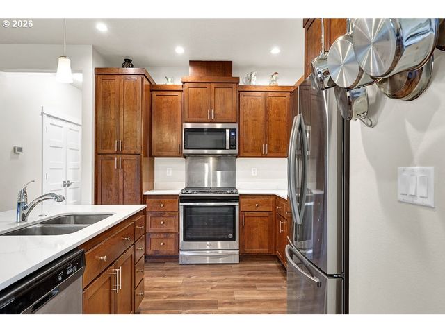 4277 HORACE St, Springfield, OR 97478
