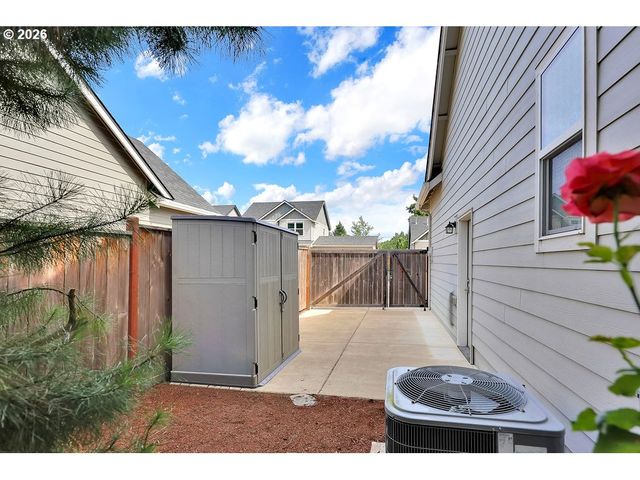 4277 HORACE St, Springfield, OR 97478