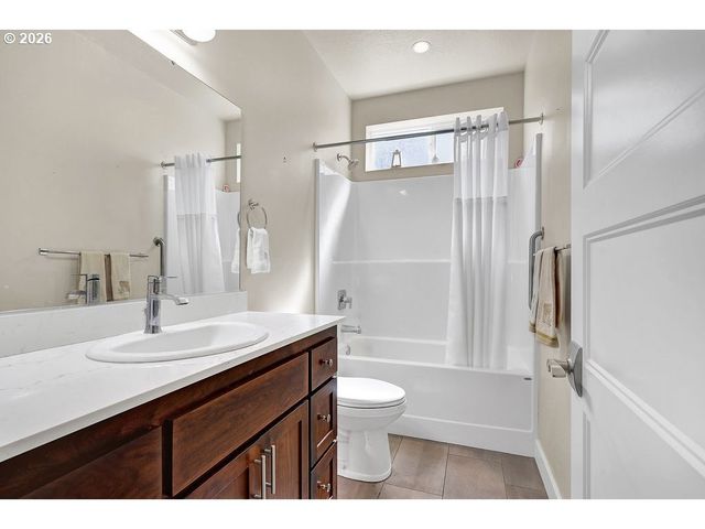 4277 HORACE St, Springfield, OR 97478