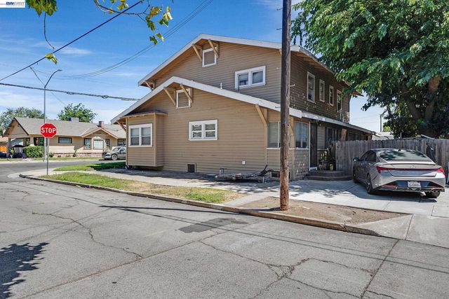 1241 Parker Ave, Tracy, CA 95376