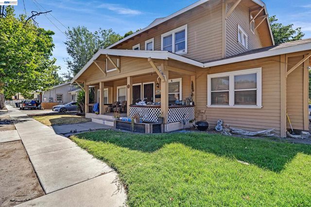 1241 Parker Ave, Tracy, CA 95376