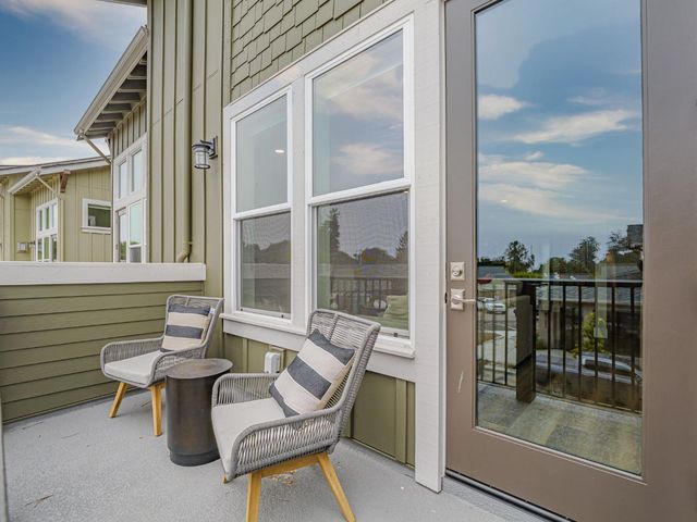 131 Aptos Village Way 2, Aptos, CA 95003