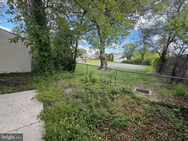 1412 GIBBONS ST, Crum Lynne, PA 19022