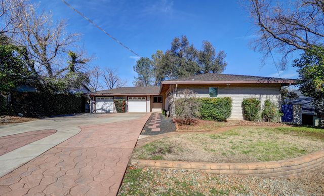 1890 Manchester Drive, Redding, CA 96002