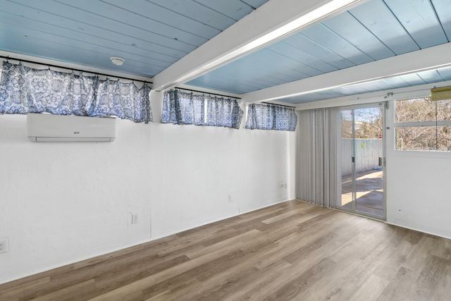 1890 Manchester Drive, Redding, CA 96002