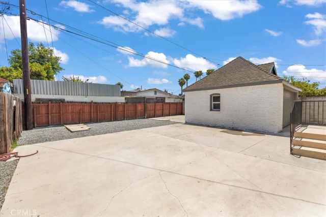 1218 N Spring Avenue, Compton, CA 90221