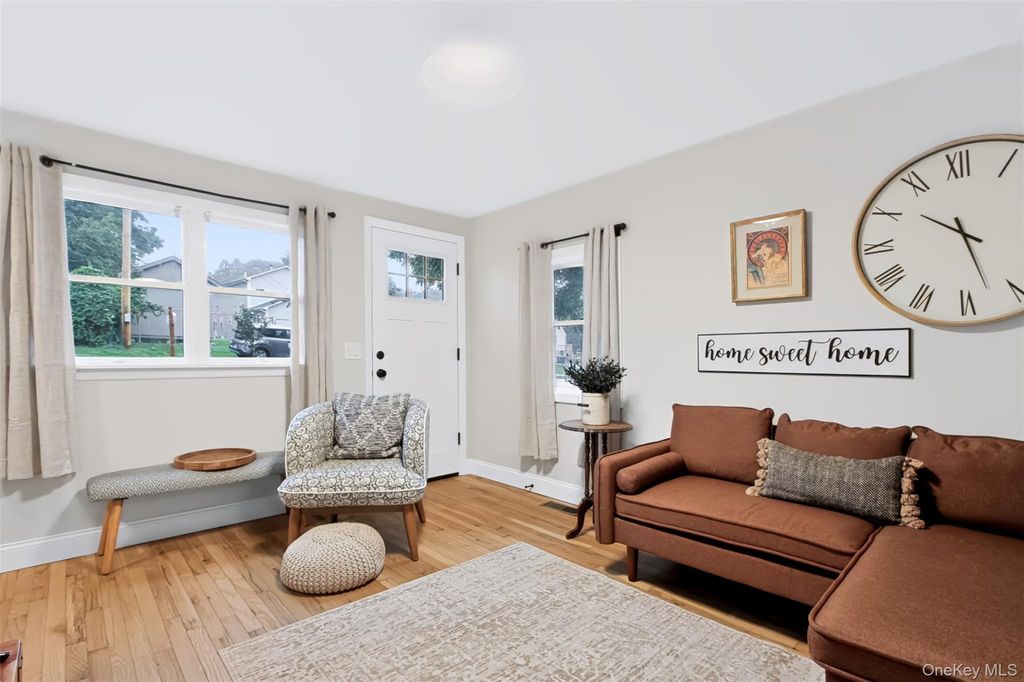 105 White Street, Newburgh, NY 12550 — photo 4
