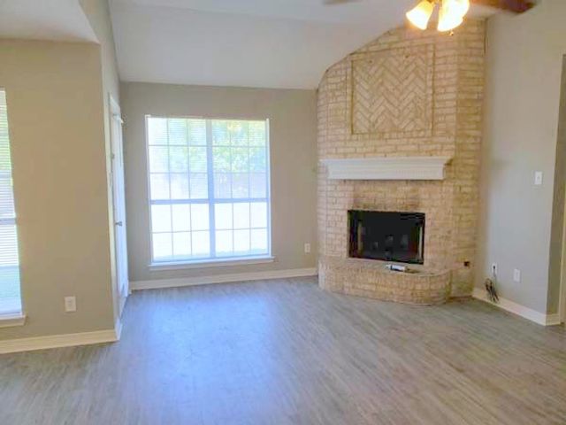 516 Bluebird Lane, Red Oak, TX 75154