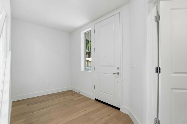 236 Oak Circle, Walnut Creek, CA 94597