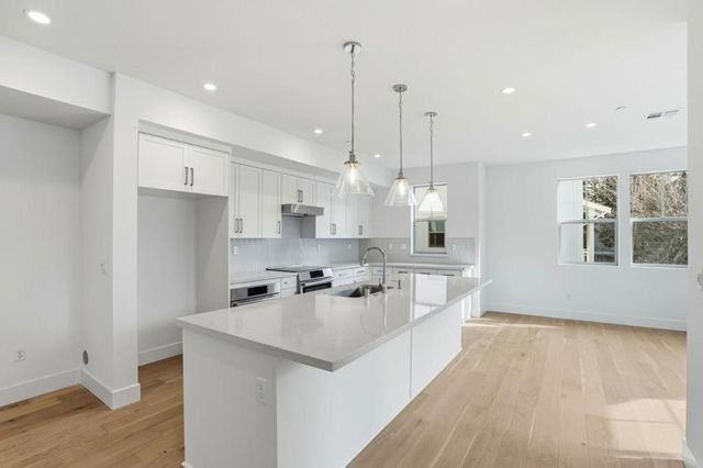 236 Oak Circle, Walnut Creek, CA 94597