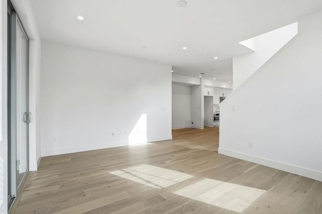 236 Oak Circle, Walnut Creek, CA 94597