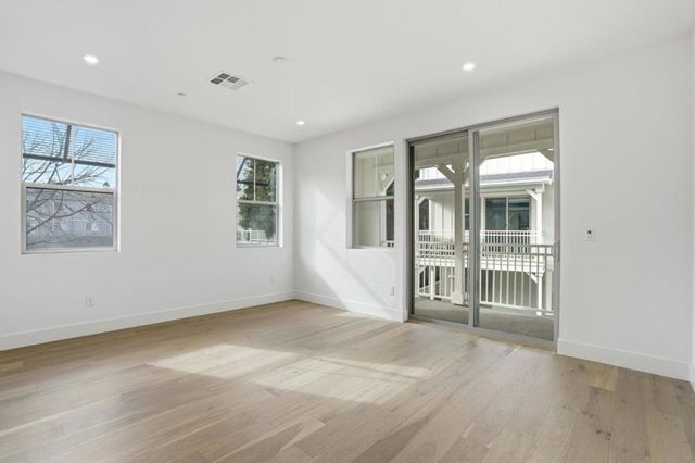 236 Oak Circle, Walnut Creek, CA 94597