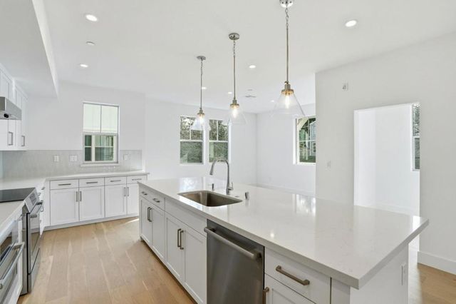 236 Oak Circle, Walnut Creek, CA 94597