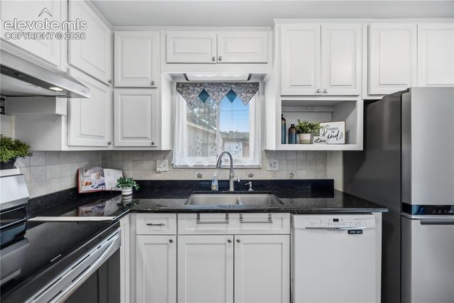 41 Landoe Lane, Colorado Springs, CO 80911