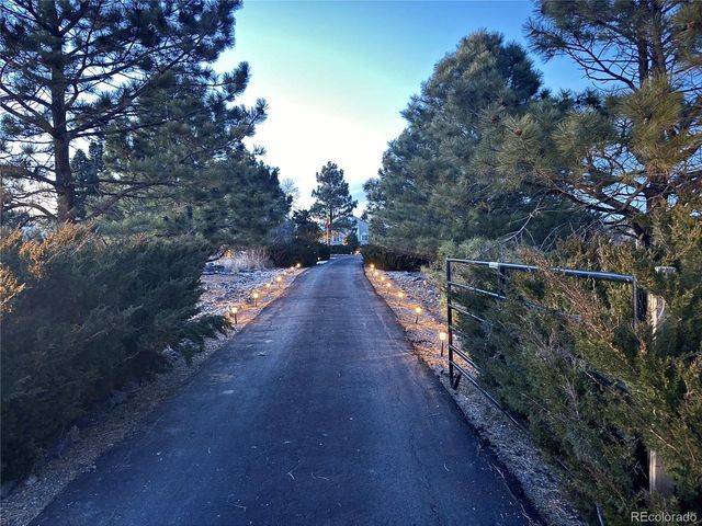 8377 Burning Tree Dr, Franktown, CO 80116