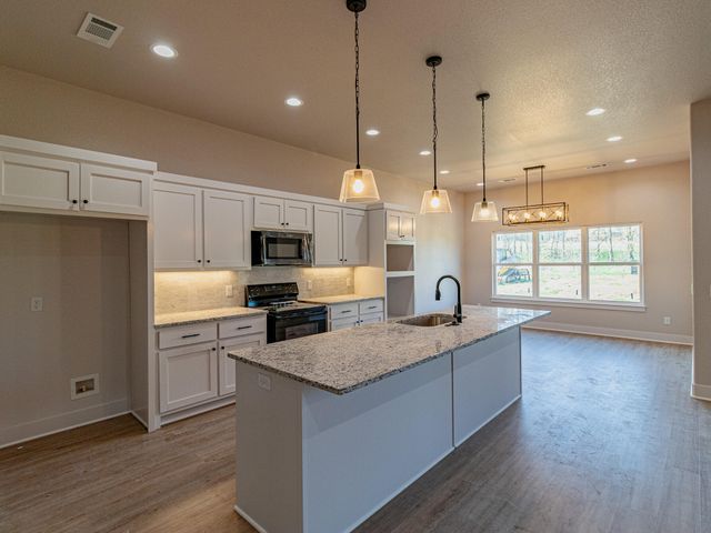 72 Lob Lob Lane, Pineville, MO 64856