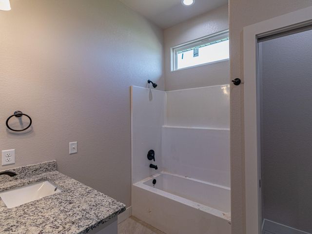 72 Lob Lob Lane, Pineville, MO 64856